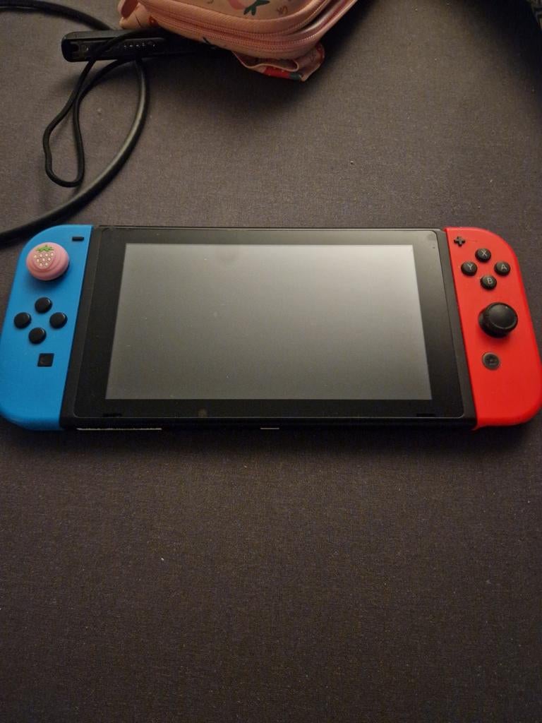 Nintendo Switch met dock en controllers, Spelcomputers en Games, Ophalen of Verzenden, Zo goed als nieuw, Met 1 controller, Switch Original