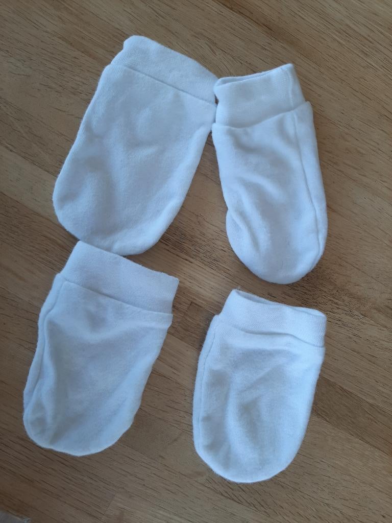 Krabwantjes x 2 HEMA NIEUW, Kinderen en Baby's, Babykleding | Mutsen, Sjaals en Wanten, Maat 50, Jongetje of Meisje, Nieuw, Ophalen of Verzenden