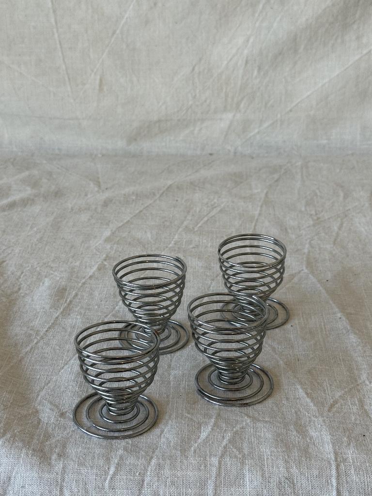 Vintage Metalen Spiraal Eierdopjes - Set van 4, Ophalen of Verzenden