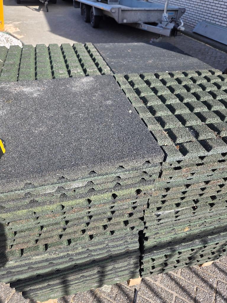 Rubbertegels 62m2, Tuin en Terras, Tegels en Klinkers, Gebruikt, Ophalen of Verzenden, 10 m² of meer, Rubber