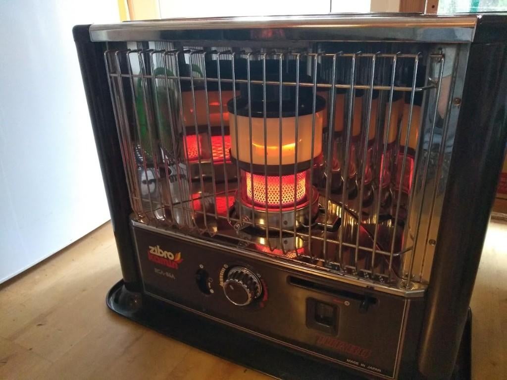 Zibro Kamin petroleum kachel Rca 86A Turbo met nieuwe kous, Huis en Inrichting, Ophalen, Overige brandstoffen, Petroleumkachel