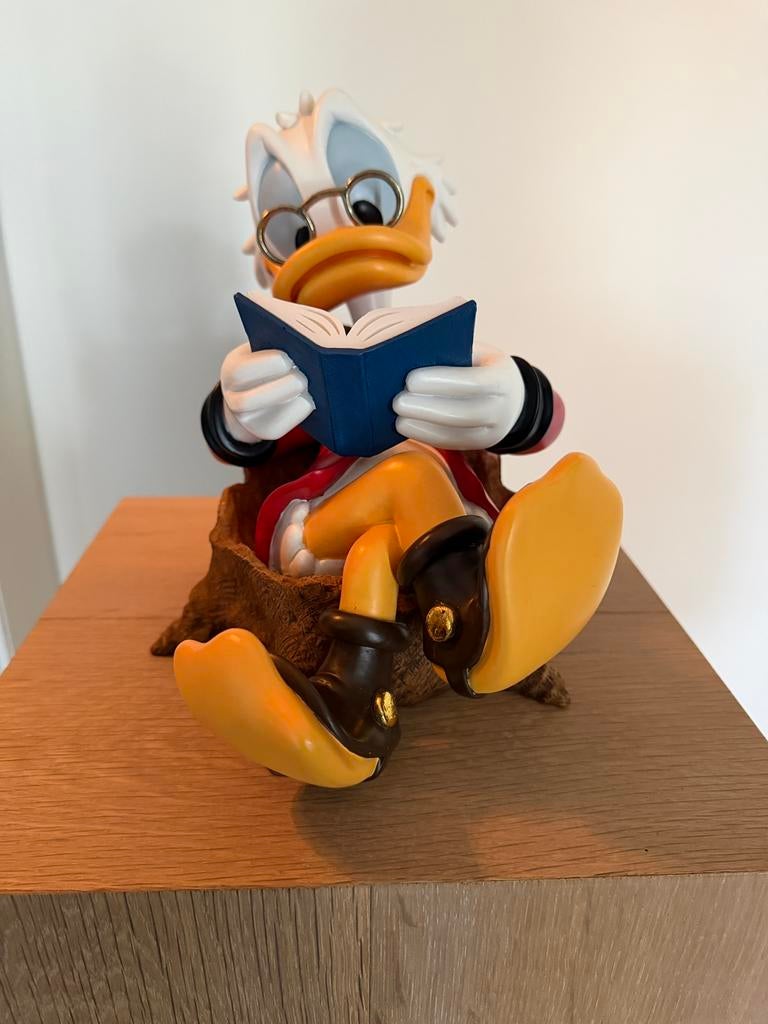 Dagobert Duck beeld rasin materiaal 100%, Verzamelen, Ophalen of Verzenden, Donald Duck, Nieuw, Beeldje of Figuurtje