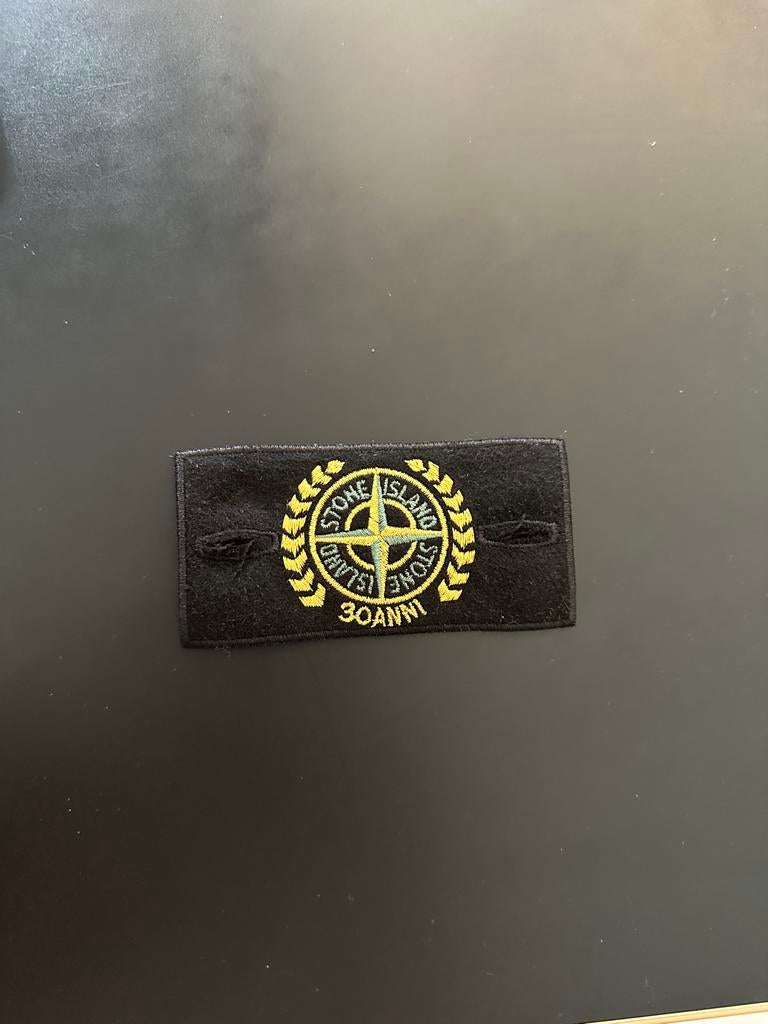 Stone Island Patch Badge Logo 30 anni anniversary, Ophalen of Verzenden, Zo goed als nieuw, Overige applicaties