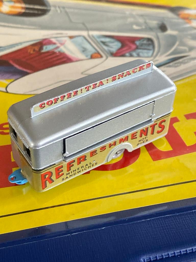 Lesney Matchbox Refreshments Trailer foodtruck nr 74, Ophalen of Verzenden, Zo goed als nieuw, Overige typen