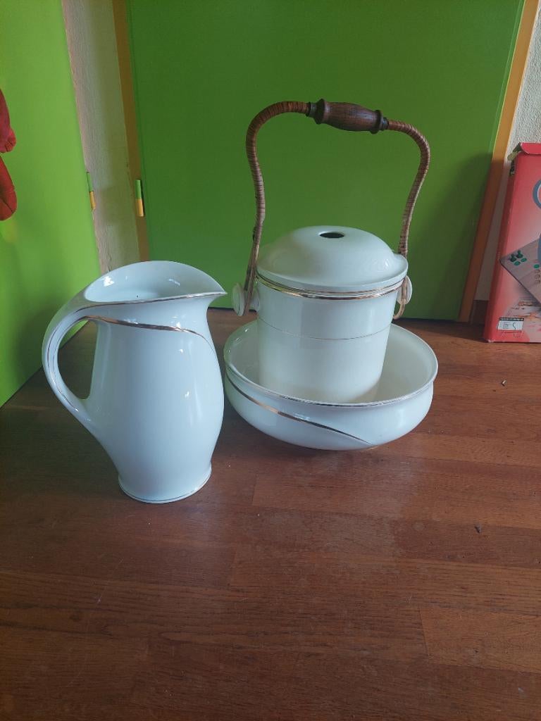 Lampetstel wit met goud society ceramics maastricht, Antiek en Kunst, Ophalen