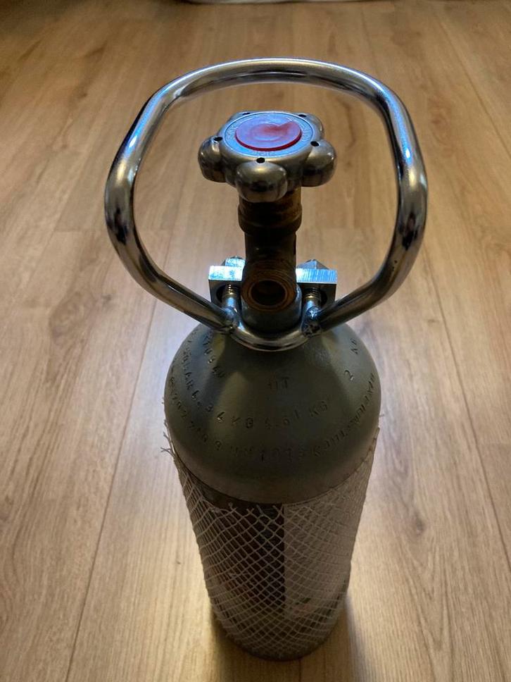 CO2 fles 2 kg, Dieren en Toebehoren, Vissen | Aquaria en Toebehoren, Gebruikt, Filter of Co2, Ophalen