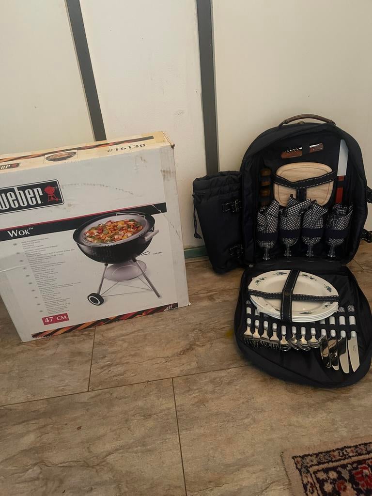 Weber Wok 47 cm en picknick rugzak, Ophalen, Gebruikt