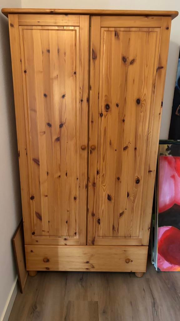 Kledingkast grenen, Huis en Inrichting, Met deur(en), 100 tot 150 cm, Ophalen of Verzenden, Zo goed als nieuw