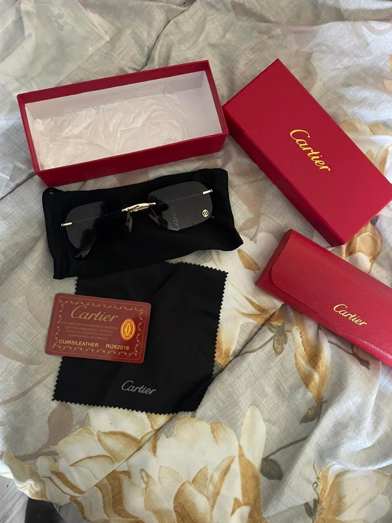 Cartier zonnebril (nieuw met doos en alles), Overige merken, Zonnebril, Zwart, Nieuw