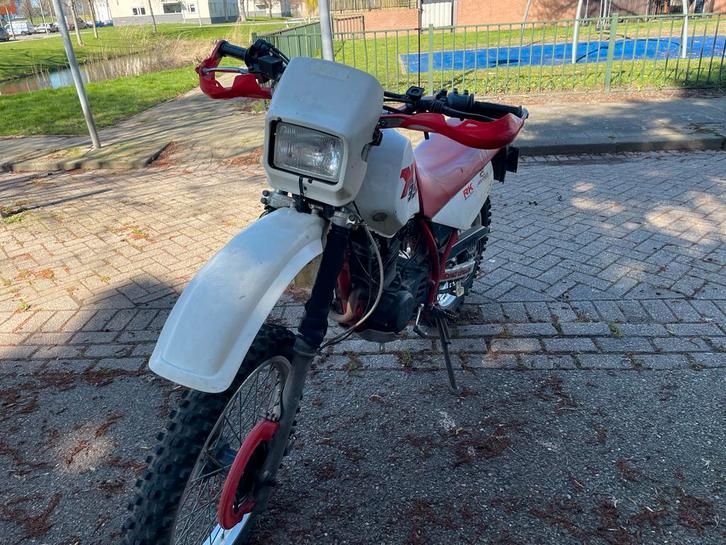 Yamaha XT350 1989 Enduro - Belgische papieren, Motoren, Motoren | Yamaha, Particulier, Enduro, 12 t/m 35 kW, 1 cilinder, Ophalen