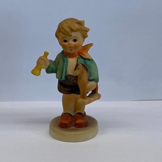 Hummel - Goebel - Boy With Horse, Ophalen of Verzenden, Zo goed als nieuw, Hummel