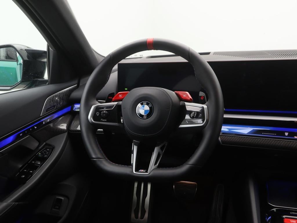 BMW M5 Touring (bj 2025, automaat), Auto's, BMW, Gebruikt, Met garantie (alle), 4395 cc, Overige brandstoffen
