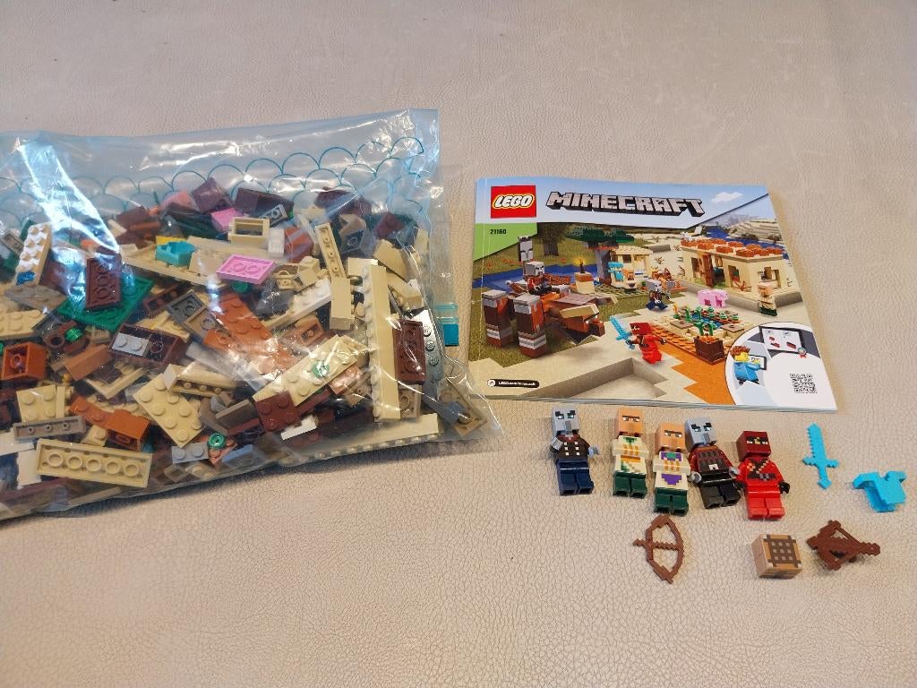 LEGO Minecraft 21160, Minecraft, Lego, Ophalen of Verzenden, Zo goed als nieuw