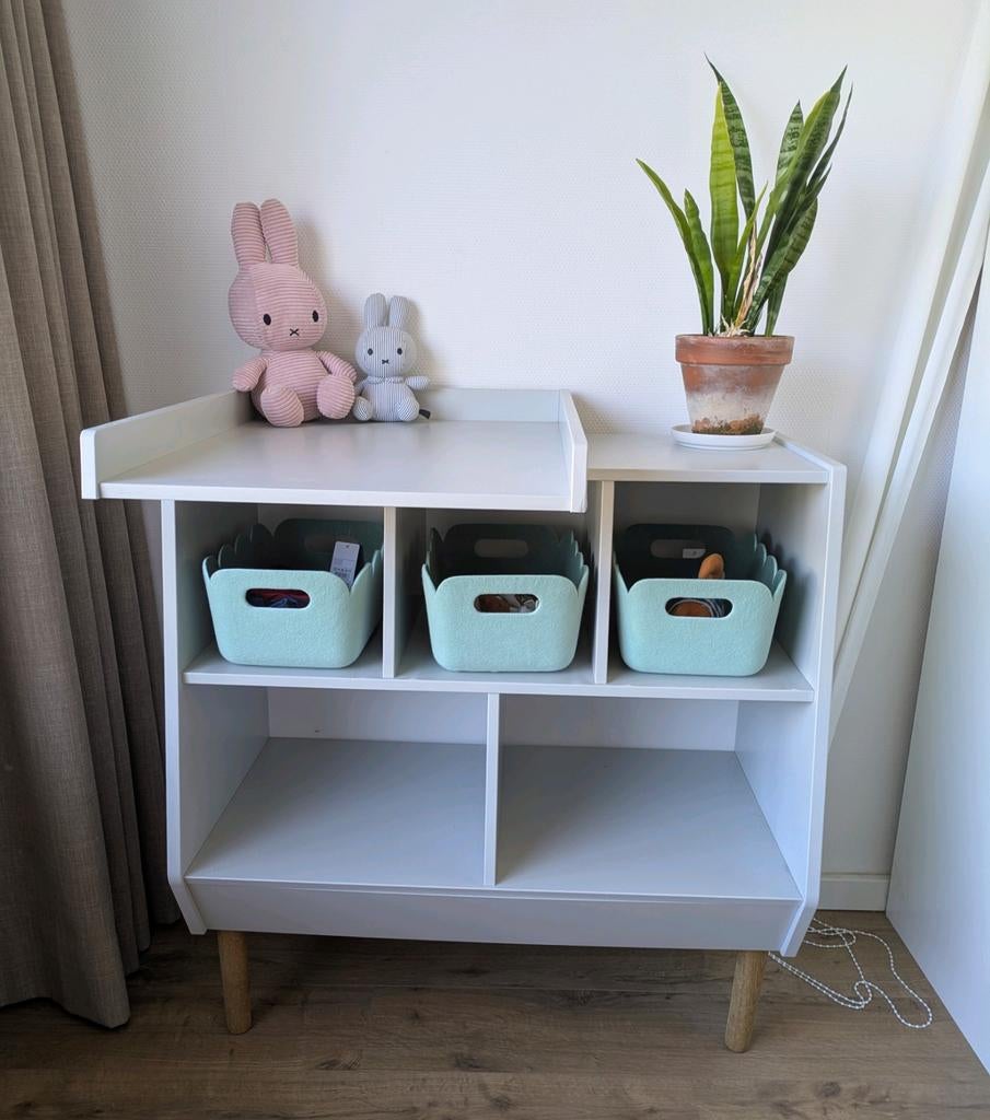 Commode kast babykamer done by deer retro design verschoon, Gebruikt, 50 tot 70 cm, Ophalen of Verzenden, 75 tot 100 cm