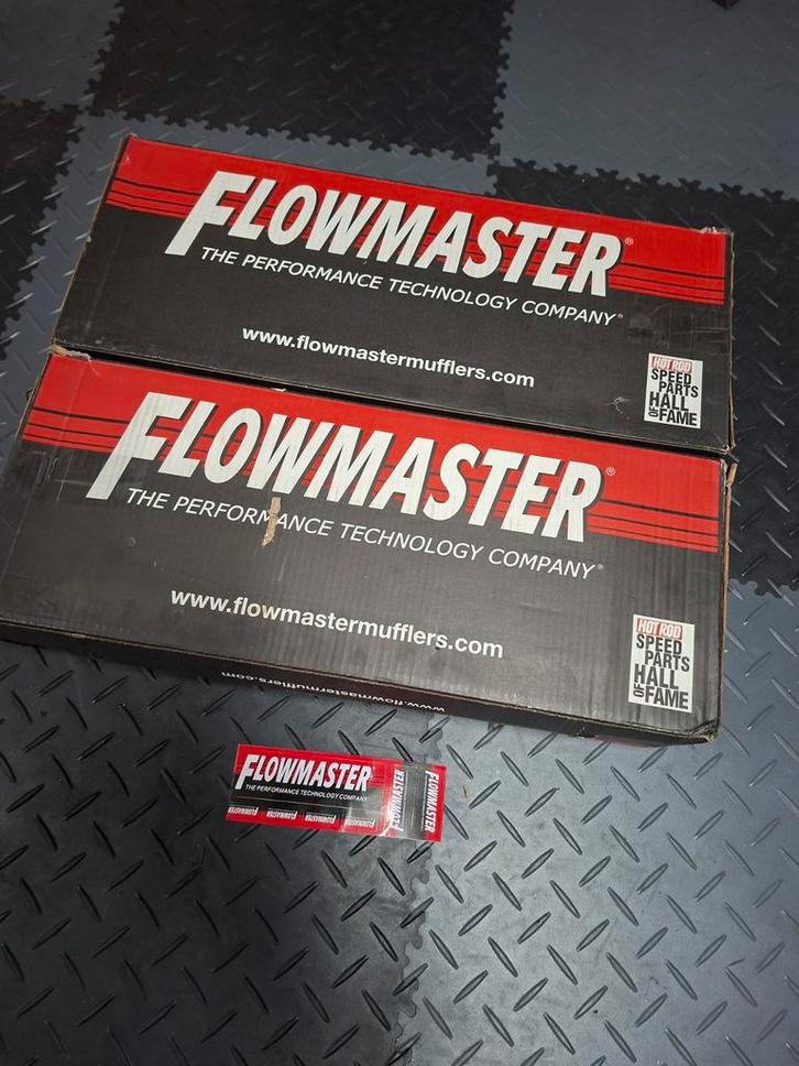 Flowmaster deltaflow 50 series 2.5 inch demper V8 usa car, Auto-onderdelen, Uitlaatsystemen, Amerikaanse onderdelen, Oldtimer onderdelen