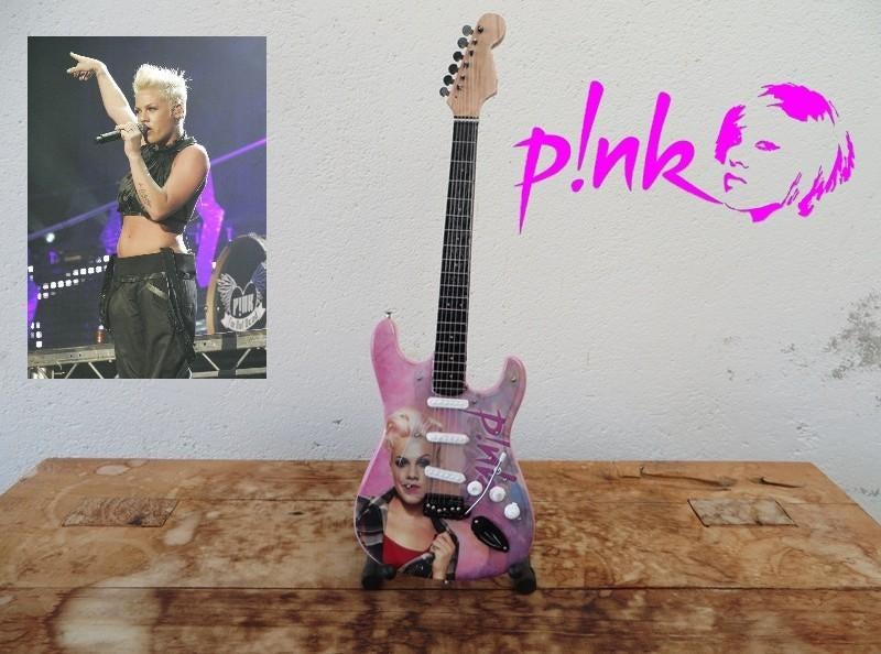 Gitaar Fender Stratocaster "Pink" Tribute, Ophalen of Verzenden, Nieuw, Pop, Beeldje of Miniatuur