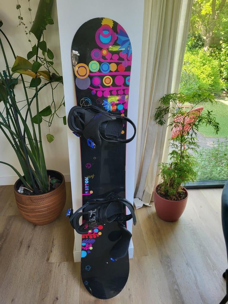 Burton snowboard met bindingen en Salomon boots, Ophalen of Verzenden, Gebruikt, Board