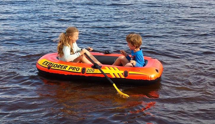 Opblaasboot, Watersport en Boten, Kano's, Gebruikt, Overige typen, Twee personen, Opblaasbaar, Met peddels, Ophalen