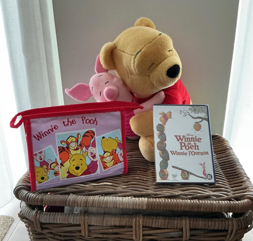 Winnie the Pooh Disney pakket, Ophalen of Verzenden, Winnie de Poeh of vrienden, Zo goed als nieuw, Beeldje of Figuurtje