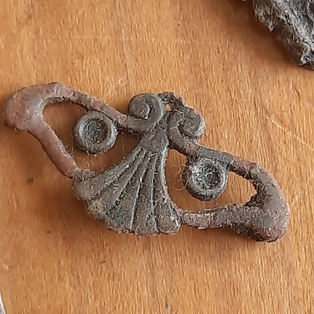 Bodemvondst Friesland Art Nouveau Sieraden Beslag, Verzenden