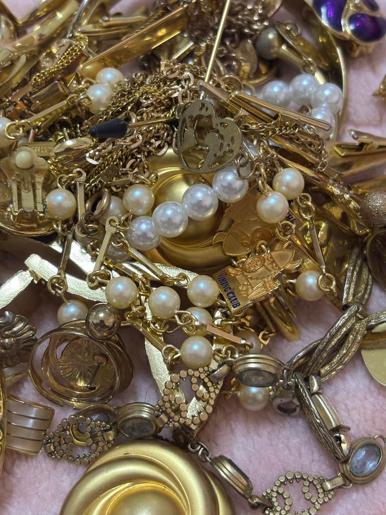 Grote sieraden, Sieraden, Tassen en Uiterlijk, Antieke sieraden, Ophalen of Verzenden, Overige materialen, Armband, Met edelsteen