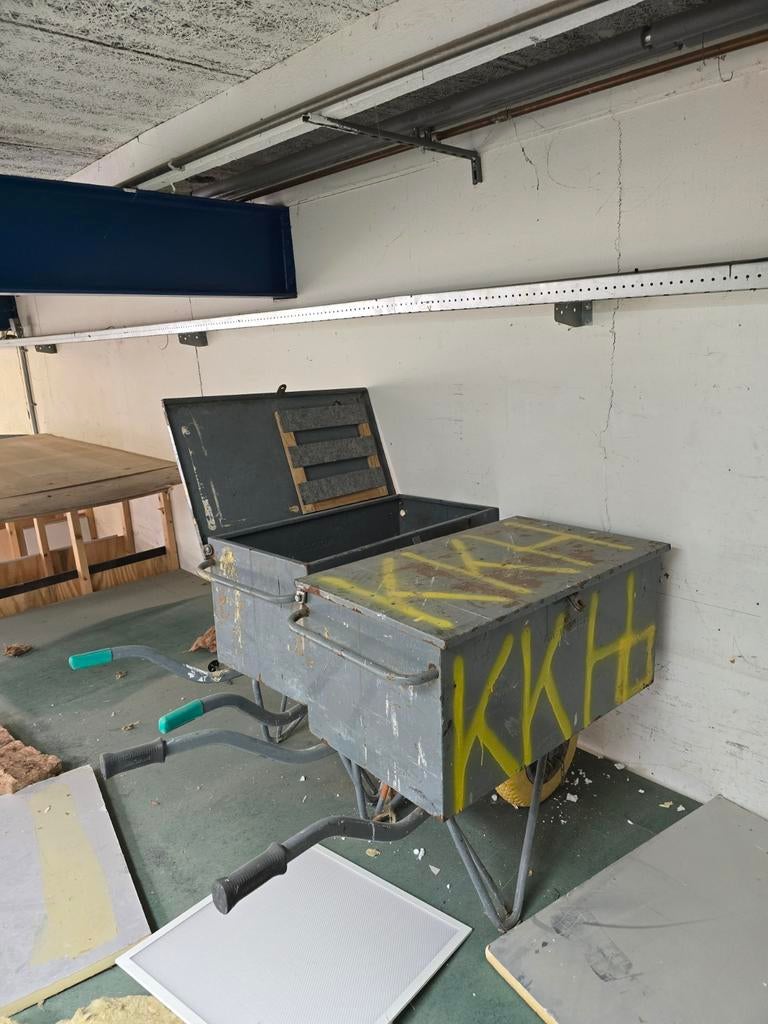 Gereedschapswagen met twee kisten, Ophalen of Verzenden