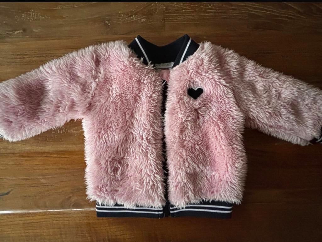 Super zacht jasje Newborn maat 56, Kinderen en Baby's, Babykleding | Maat 56, Ophalen of Verzenden, Zo goed als nieuw, Meisje