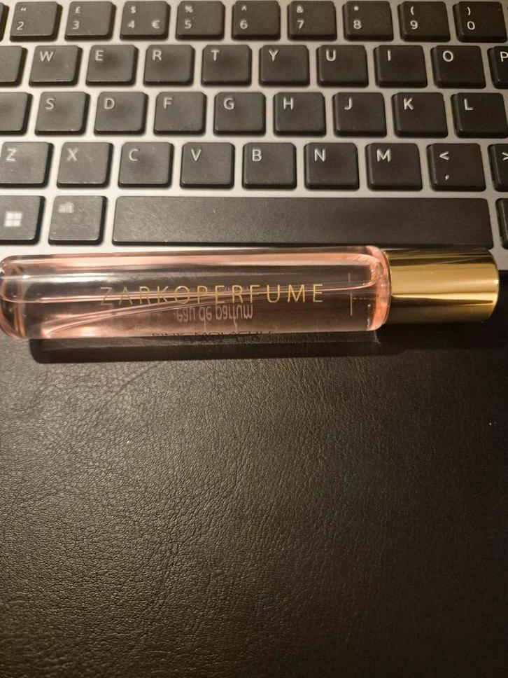 ZARKOPERFUME Pink Molecule 090.09 Parfum, Sieraden, Tassen en Uiterlijk, Uiterlijk | Parfum, Zo goed als nieuw, Ophalen of Verzenden