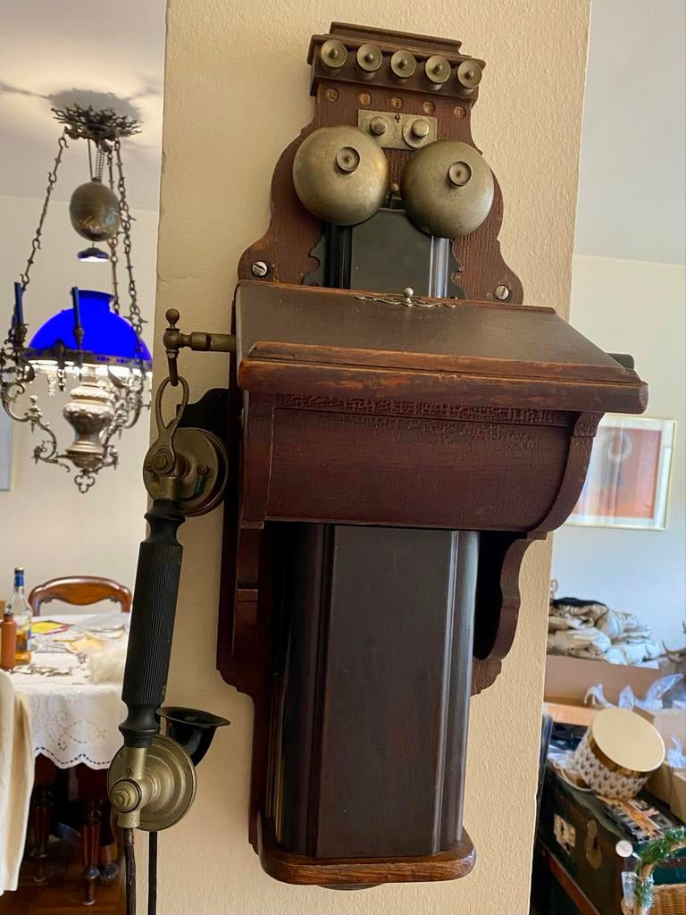 Antieke wandtelefoon met draaizwengel, Ophalen, Niet werkend, 1 handset