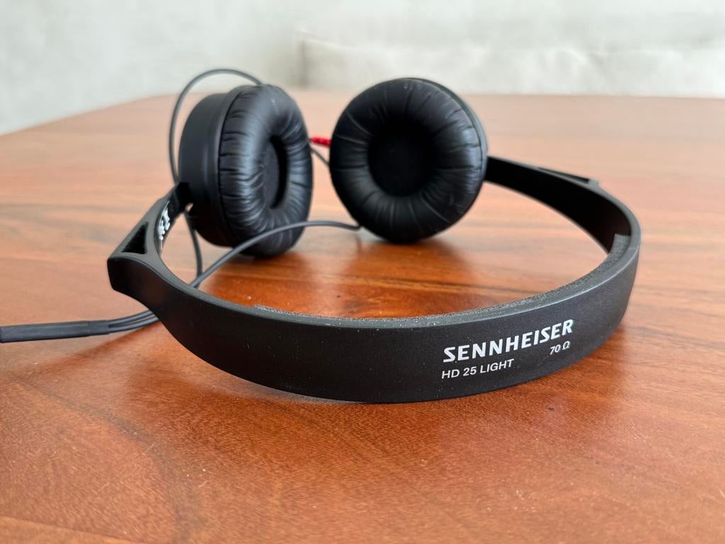 Sennheiser HD 25 Light - 70ohm - ZGAN, Ophalen, Zo goed als nieuw, Op oor (supra aural), Sennheiser