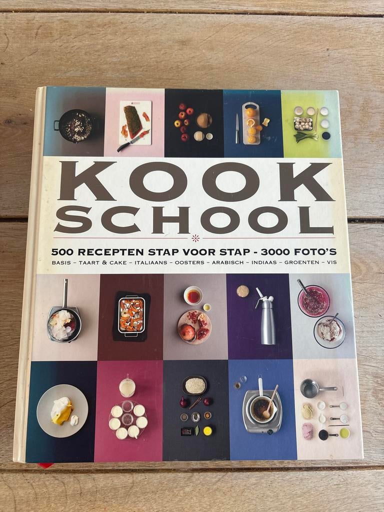 Kookschool kookboek - 500 recepten stap voor stap, Boeken, Ophalen of Verzenden, Gelezen, Overige gebieden, Overige typen