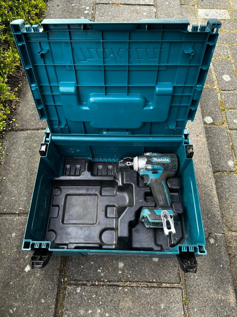 Makita Slagmoersleutel LXT DTW300ZJ - Body in koffer, Ophalen of Verzenden, Gebruikt, Overige typen