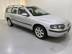 Volvo V70 2.4 Edition II Clima (bj 2004), Auto diversen, Schadeauto's, Stationwagon, Volvo, Zilver of Grijs, Benzine