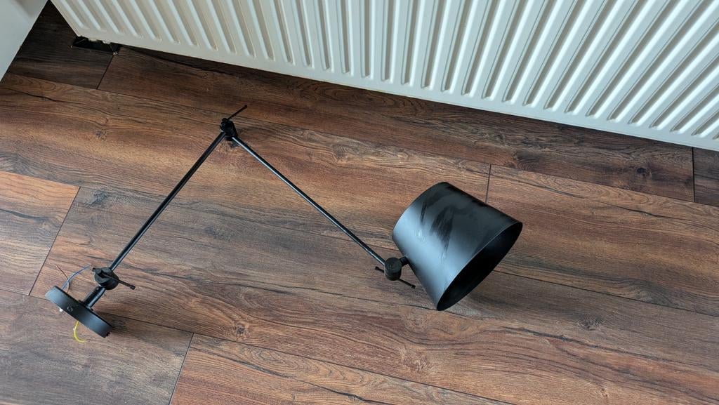Wandlamp metaal zwart, Ophalen