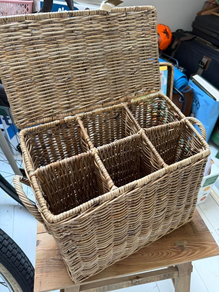 Couvert mand geschikt voor flessen, Huis en Inrichting, Ophalen, Zo goed als nieuw, Minder dan 50 cm, 5 tot 15 flessen