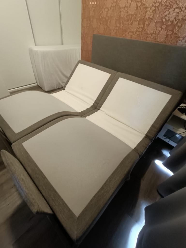 Elektrisch verstelbaar bed 180x200, 2 x 90x200, geen matras, Ophalen, Tweepersoons, 180 cm, 200 cm