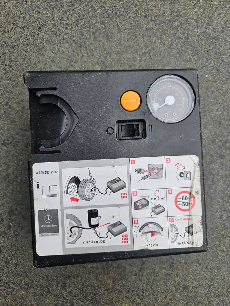 Mercedes-Benz Bandenpomp - Compact en Krachtig, Ophalen of Verzenden