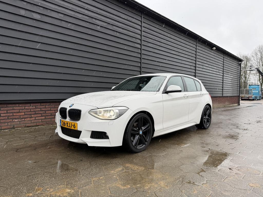 BMW 118i, Auto's, BMW, Achterwielaandrijving, Gebruikt, 1290 kg, Overige brandstoffen