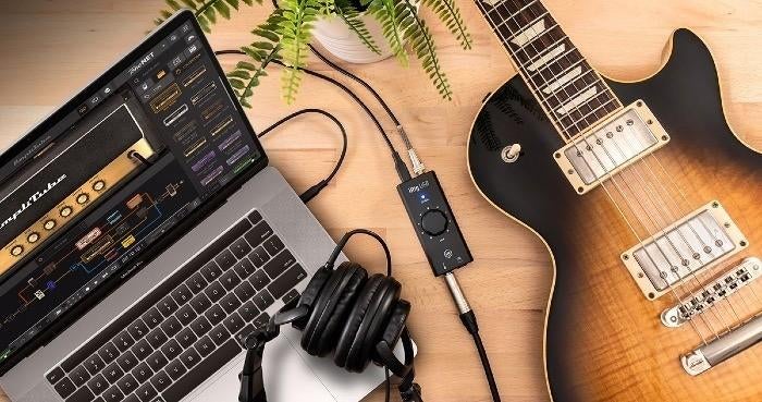IK Multimedia iRig USB mobiele gitaar interface, ., Nieuw, Ophalen of Verzenden, .