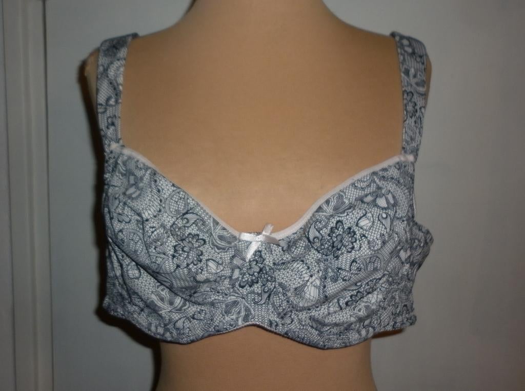 beugelBh maat  100A (full-cup) merk: Ulla Popken, Verzenden, Grijs, BH