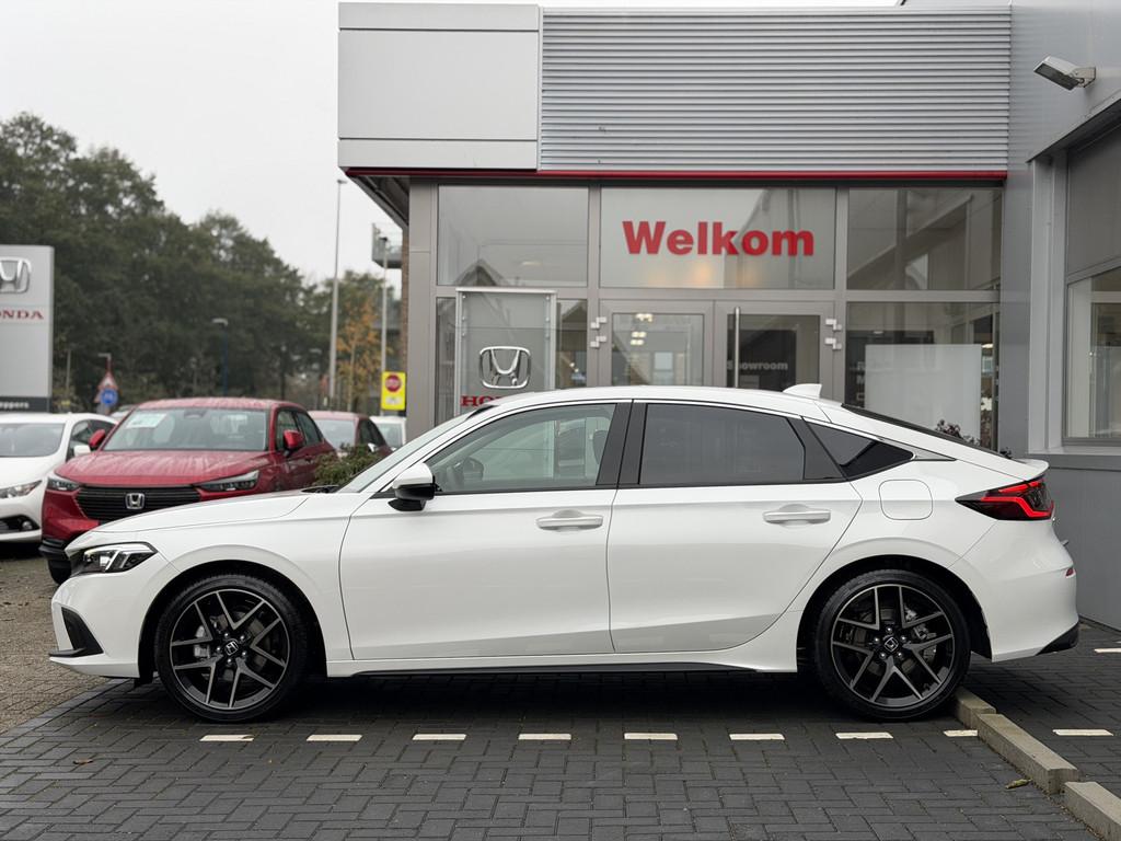 Honda Civic 2.0 e:HEV Advance € 2999,- KORTING Panoramadak, Auto's, 12 maanden, Gebruikt, 4 cilinders, Wit