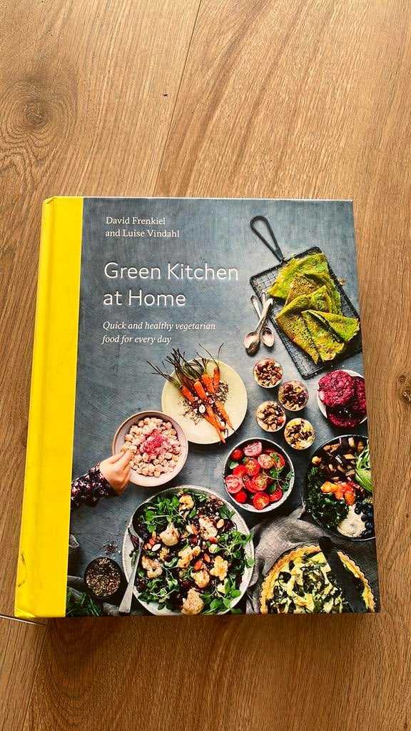 Green kitchen at home ENGELS, Ophalen of Verzenden, Gelezen, Dieet en Voeding
