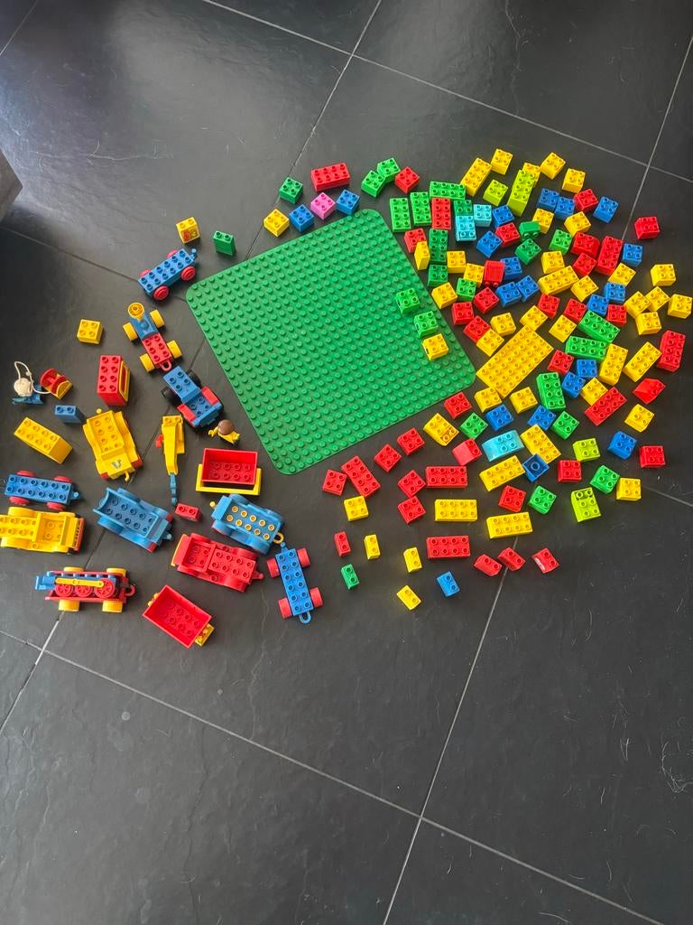 Grote verzameling Duplo met grondplaat en voertuigen, Gebruikt, Overige thema's, Ophalen of Verzenden, Duplo