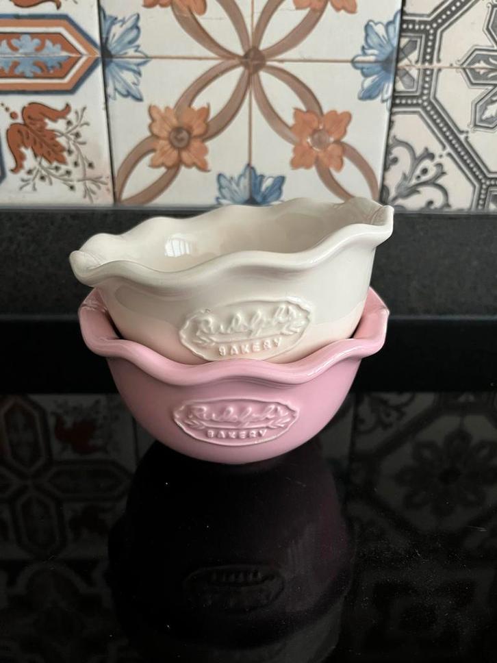 2 Schaaltjes van Rudolf's Bakery, Huis en Inrichting, Keuken | Servies, Zo goed als nieuw, Schaal of Schalen, Overige stijlen