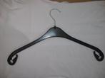 120 zwarte kledinghangers maat 43, Kleding | Dames, Kledinghangers, Kunststof, Haven 49, Geasluis@planet.nl, Ophalen of Verzenden