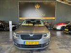 Skoda Octavia 1.2 TSI Greentech Elegance Businessline INRUIL, Voorwielaandrijving, Gebruikt, 4 cilinders, Origineel Nederlands