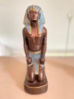 Groot stenen beeld farao. Toetanchamon King Tut. Egypte., Ophalen, Zo goed als nieuw