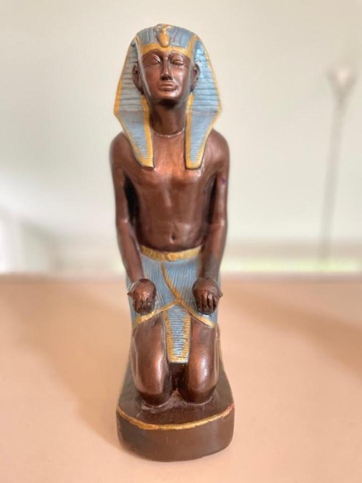 Groot stenen beeld farao. Toetanchamon King Tut. Egypte., Huis en Inrichting, Woonaccessoires | Overige, Zo goed als nieuw, Ophalen