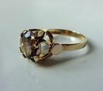Modernist 9 kt gouden ring: solitaire rookkwarts. 1976, Sieraden, Tassen en Uiterlijk, Antieke sieraden, Ophalen of Verzenden