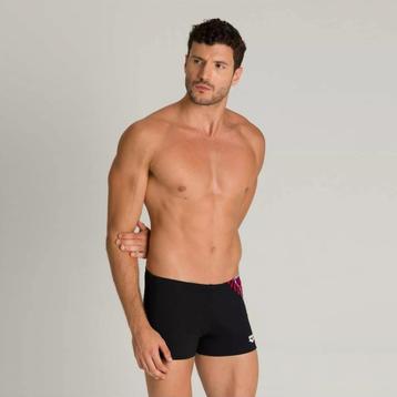 Nieuwe Arena M Optical Waves Short Black Multi beschikbaar voor biedingen